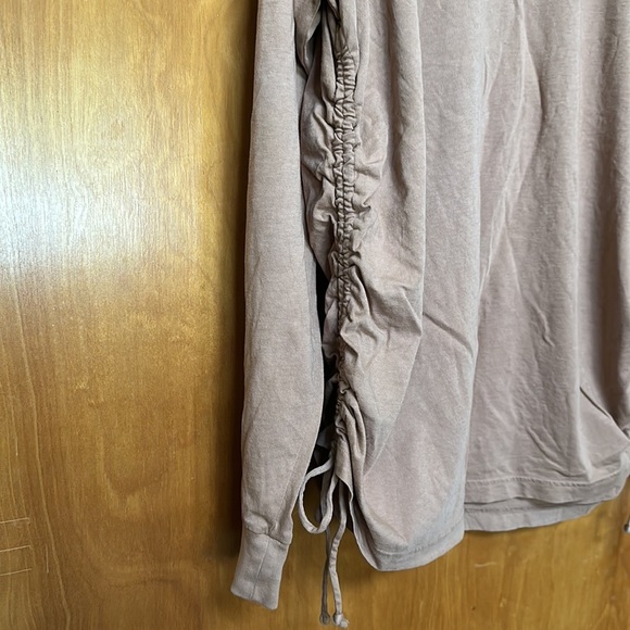 💖Victoria’s Secret PINK Long Sleeve Shirt 💯 % cotton - Picture 2 of 7